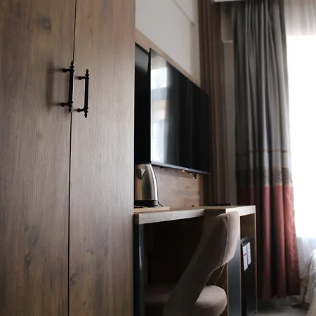 Hotel Antik Baris *